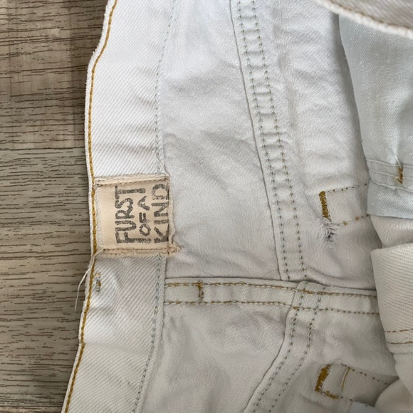 LF Furst Of A Kind Light Wash Denim Shorts - Picture 3 of 3